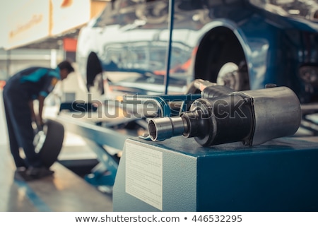 Thợ sửa chữa ô tô: Bạn đang tìm kiếm một thợ sửa chữa ô tô tài năng để giúp bạn xử lý các vấn đề kỹ thuật phức tạp trên chiếc xe của mình? Hãy xem hình ảnh liên quan đến từ khóa này để biết thêm về những thợ có kinh nghiệm và chuyên nghiệp nhất tại địa phương của bạn.