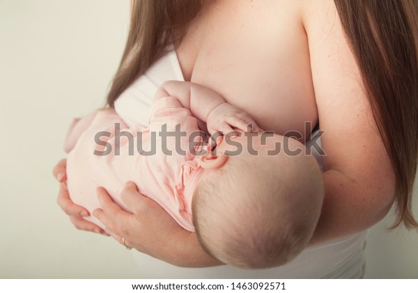 909 tấm ảnh trẻ em bú sữa mẹ, với nhiều hình ảnh, mẫu mã thiết kế đẹp mắt.